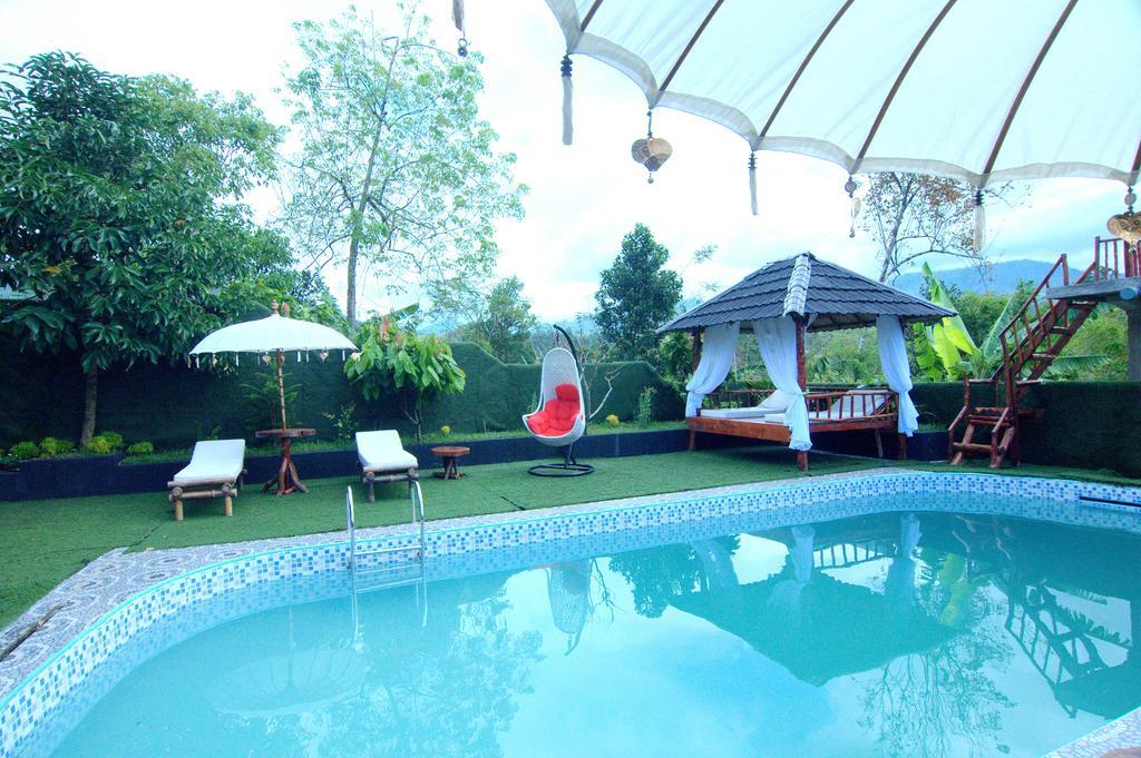 Lorent La Villa Padang (Sumatra) Bagian luar foto